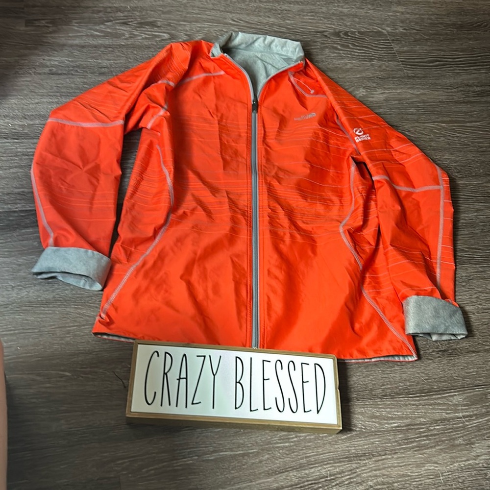 NORTH FACE WOMANS REVERSIBLE JACKET SIZE (M)LIKE NEW